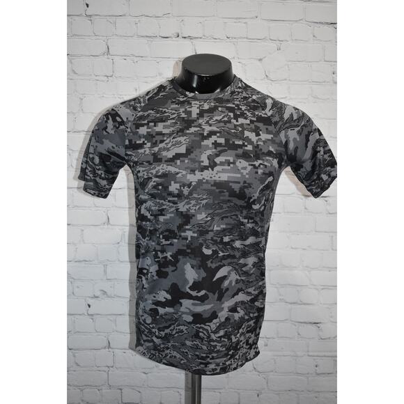 Under Armour Gym Shirt Mens Size XS Extra Small Performance HeatGear Gray Camo - Picture 2 of 7